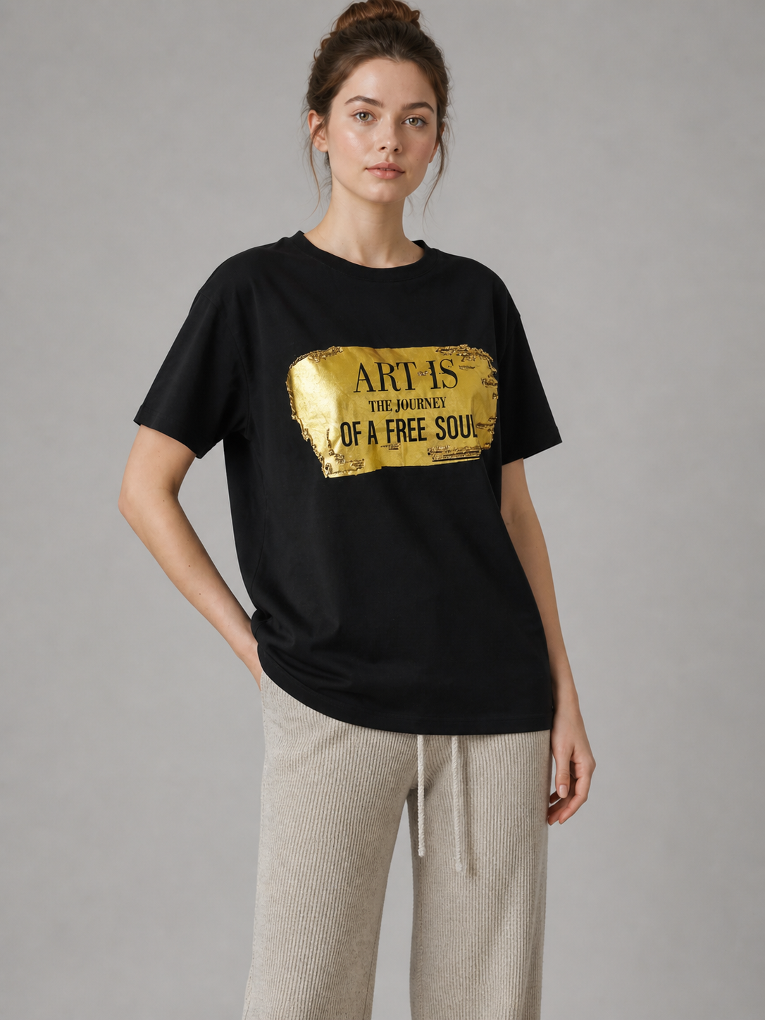 Siyah Gold Yazı Baskılı Tişört